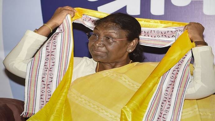 सोमवार को मुख्य न्यायाधीश एनवी रमना द्रौपदी मुर्मू को दिलाएंगे राष्ट्रपति पद की शपथ, मिलेगी 21 तोपों की सलामी