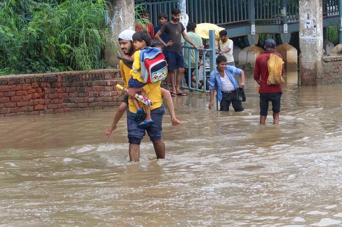 Monsoon Update: मध्य प्रदेश, राजस्थान, महाराष्ट्र सहित कई राज्यों में भारी बारिश की चेतावनी