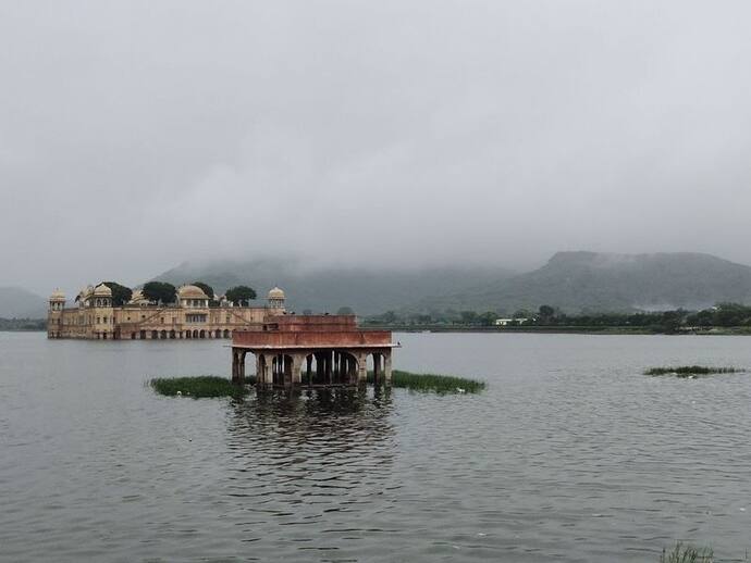 rajasthan weather:प्रदेश में मानसून मेहरबान, जमकर बरसे बादल, जानिए आपके जिलें क्या है मौसम का हाल
