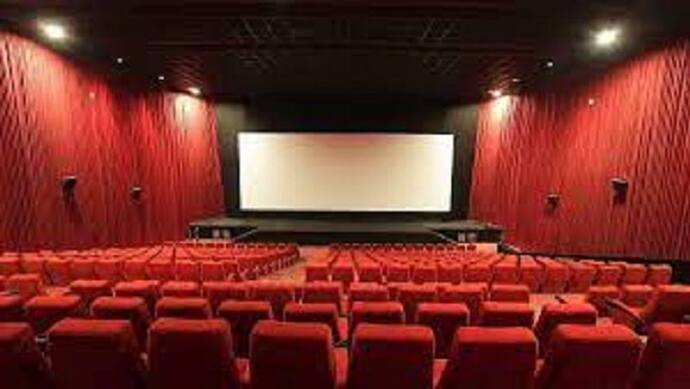 लखनऊ में 15 अगस्त को मुफ्त में दिखाई जाएंगी फिल्में, जानें किन सिनेमा घरों में देखने का मिलेगा मौका