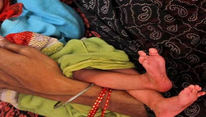 गोरखपुर: बच्चा चोरी कर भाग रही युवती को ग्रामीणों ने पकड़ा, पुलिस की पूछताछ में खुले कई घटनाओं के राज