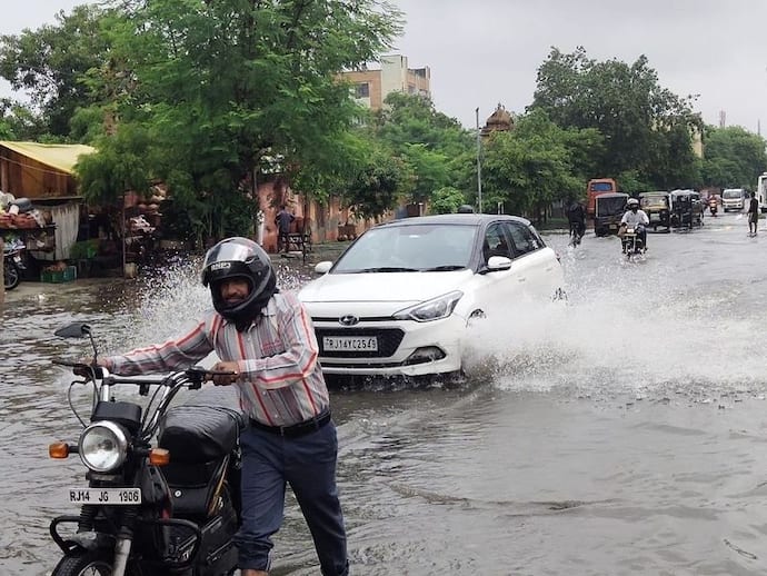 राजस्थान के पश्चिमी जिलों में झमाझम बरसेंगे बादल, मौसम विज्ञान केंद्र जयपुर ने जारी किया भारी बारिश का अलर्ट