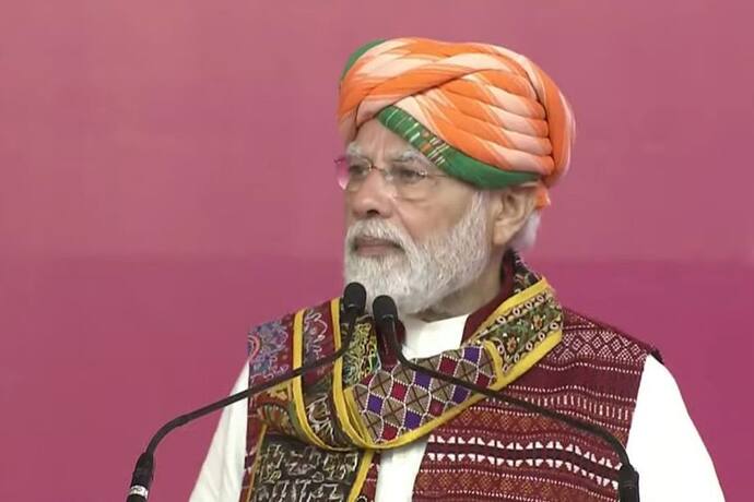 PM मोदी ने कहा- 2047 में विकसित देश बनेगा भारत, गुजरात को बदनाम करने के लिए रची गई थी देश और दुनिया में साजिश