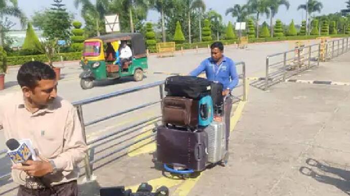  झारखंड में महाराष्ट्र वाला डर: एयरपोर्ट पहुंचे विधायक, CM भी साथ...फ्लाइट से जा रहे रांची To रायपुर