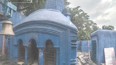 चमत्कारिक शिव मंदिर...जहां पुजारी  की तरह नाग-नागिन करते हैं देखभाल, हैरान करने वाले हैं यहां के रहस्य