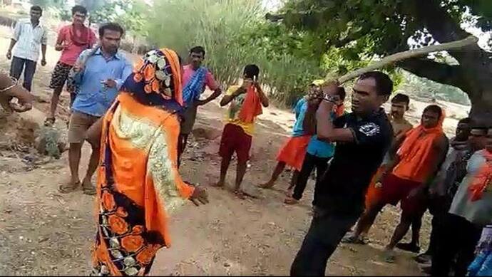 झारखंड में लोगों ने 3 महिलाओं को मार डाला, दी ऐसी खौफनाक सजा की खून से सन गईं लाशें