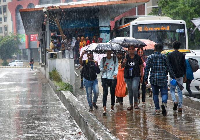 Monsoon Update: मप्र, छग, महाराष्ट्र, गुजरात, झारखंड, बिहार आदि कई राज्यों में हो सकती है भारी बारिश