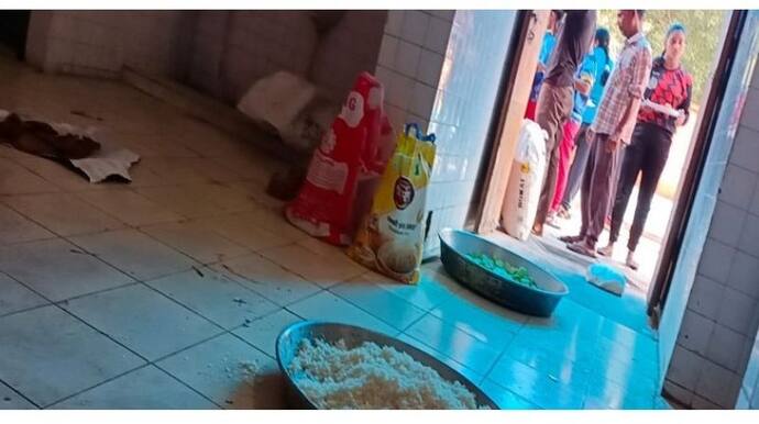 यूपी में कबड्डी खिलाड़ियों को टॉयलेट में परोसा गया खाना, एक्शन में आई योगी सरकार, खेल अधिकारी बर्खास्त