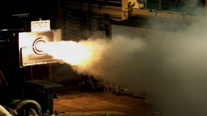 अंतरिक्ष में रॉकेट भेजने के लिए नए प्रोपल्शन सिस्टम पर काम कर रहा ISRO, सफल रहा हाइब्रिड मोटर का टेस्ट