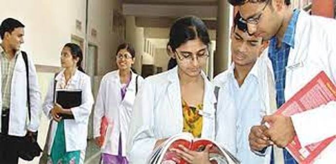 Medical education in Hindi medium: मध्य प्रदेश में MBBS की पढ़ाई होगी हिंदी में, अमित शाह करेंगे लोकार्पण