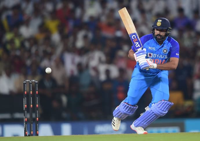 रो-HIT का चला जादू: अपने ही शॉट से हैरान हो गए कैप्टन शर्मा, हर बल्लेबाज ने दिखाए तेवर, गेम हुआ इंडिया के फेवर