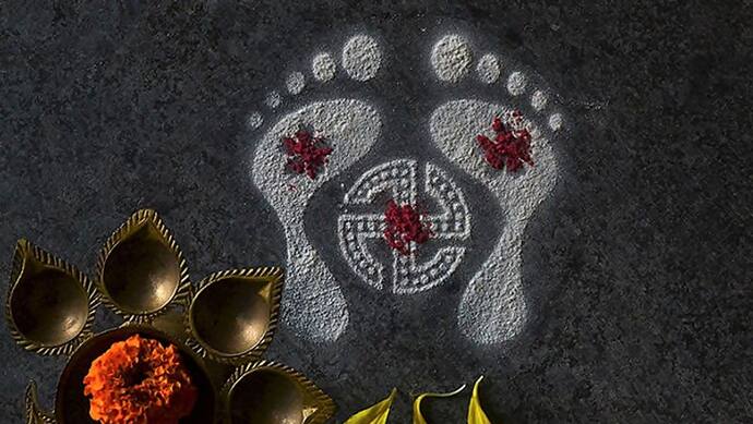 Aaj Ka Panchang 26 सितंबर 2022 का पंचांग: आज से शुरू होगी शारदीय नवरात्रि, बनेंगे इतने सारे शुभ योग