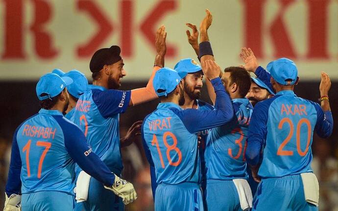 T20 World Cup में टीम इंडिया के 5 चमत्कार: विराट का सुपरमैन कैच, 19वें ओवर का भूत और शमी का बवंडर