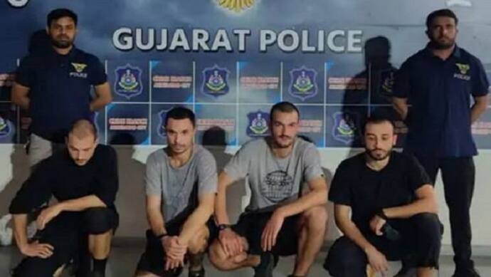 अहमदाबाद मेट्रो में TAS लिखने वाले 4 इटालियन युवक गिरफ्तार, पूछताछ में सामने आई चौंकाने वाली बात 