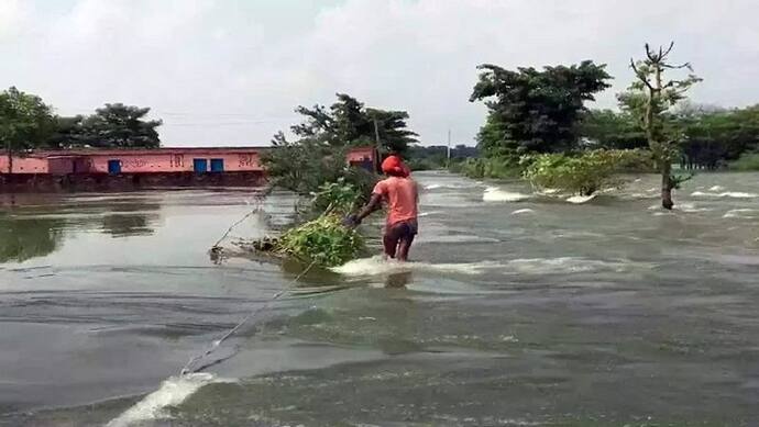 बिहार में फिर मंडराया बाढ़ का खतरा, नेपाल में भारी बारिश से उफान पर गंडक नदी, हाई एलर्ट जारी 
