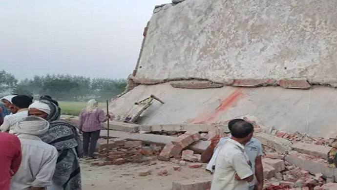 फिरोजाबाद: ताश के पत्तों की तरह ढह गया दो मंजिला पक्का मकान, 6 माह की बच्ची समेत 8 घायल, मंजर देख सहम गए लोग