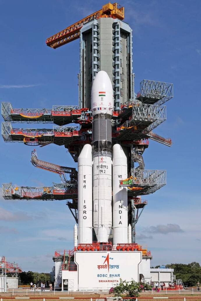ISRO के सबसे भारी रॉकेट से 36 सैटेलाइट लांच:ब्रिटेन के ‘वन वेब’ का टारगेट है 648 सैटेलाइट्स को लांच कराना