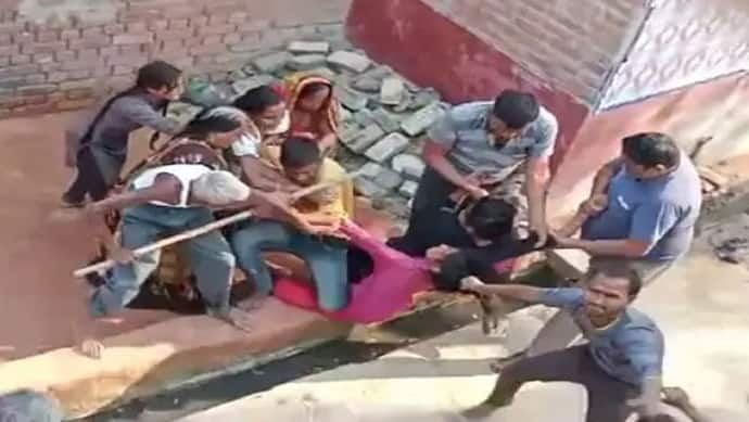 हरदोई: दबंगों ने महिलाओं पर बरसाए लाठी-डंडे का वीडियो वायरल, रास्ते को लेकर लंबे समय से चल रहा था टकराव