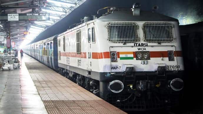 Indian Railway: 27 अक्टूबर को रद्द रहेंगी ये 89 ट्रेनें, यात्रा से पहले ऐसे चेक करें अपनी ट्रेन का स्टेटस