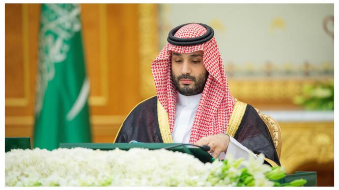 Saudi crown prince chairs cabinet session for first time
