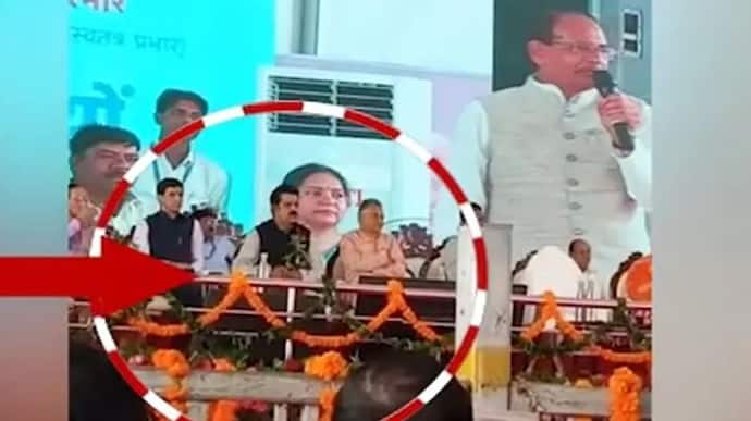  भरे मंच से CM शिवराज ने पूछा बताओ-कौन-कौन बनना चाहता है मुख्यमंत्री, तो इन दो मंत्रियों ने उठा दिए हाथ