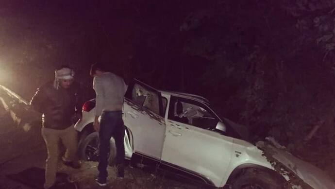 कानपुर: सबूत देने जा रहे सीतापुर के दरोगा ने हादसे में गवाईं जान, ट्रक से हुई टक्कर के बाद कार के उड़े परखच्चे