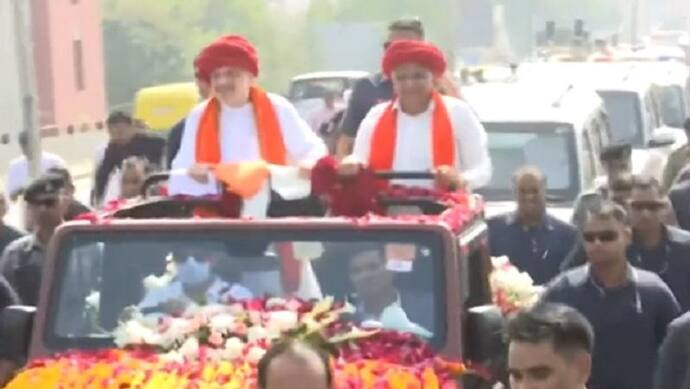 गुजरात चुनाव 2022: नामांकन के लिए अमित शाह के साथ निकले CM भूपेंद्र पटेल, जारी है रोड शो 