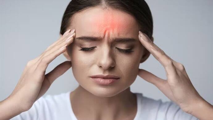 1-2 नहीं 7 तरह के होते है सिर दर्द, जानें कैसे पहचाने कौन सा है माइग्रेन और कब होता है साइनस 