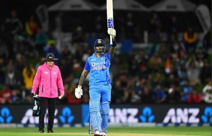 Surya T20 Century: सूर्या की पारी पर फिदा क्रिकेटर्स, इरफान बोले- 'ये बंदा किसी भी ग्रह पर बैटिंग कर सकता है'