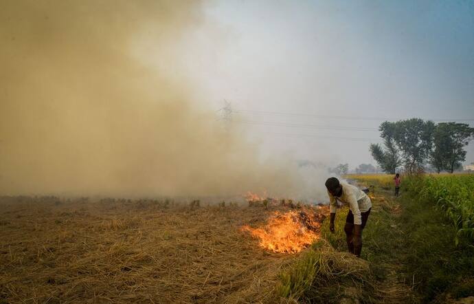 सुधर नहीं रही दिल्ली की हवा, AQI 335 यानी बहुत खराब, पंजाब की सफाई-पराली जलाने की घटनाएं 30% कम