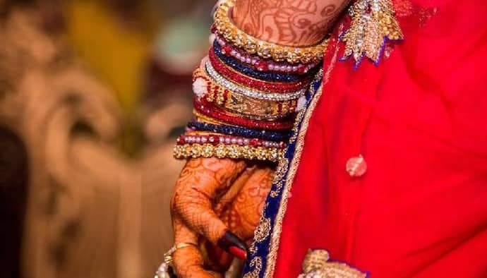 शादी से एक दिन पहले खुल गया ब्वॉयफ्रेंड का 'गंदा राज', प्यार के नाम पर अधर्म का ऐसे हुआ पर्दाफाश