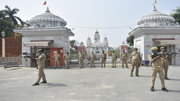 गोरखनाथ मंदिर की सुरक्षा व्यवस्था को किया जाएगा हाईटेक, ऐसे लगेगी पुलिसकर्मियों की हाजिरी, जानें पूरा प्लान