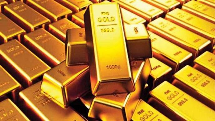 Gold Bond: सोने में लगाना चाहते हैं पैसा तो आपके पास है बड़ा मौका, सरकार से इतने रुपए में खरीद सकते हैं गोल्ड