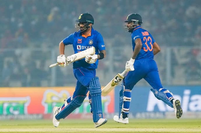 IND V/S SL: भारत ने दूसरे वनडे में के साथ सीरीज भी जीती, शुरूआती झटकों के बाद टीम इंडिया ने कैसे जीता मुकाबला?