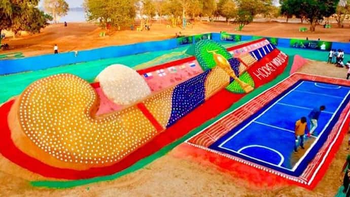 5 हजार हॉकी गेंदों और 5 टन रेत से बना दी 105 फीट लंबी हॉकी स्टिक और बन गया वर्ल्ड रिकॉर्ड