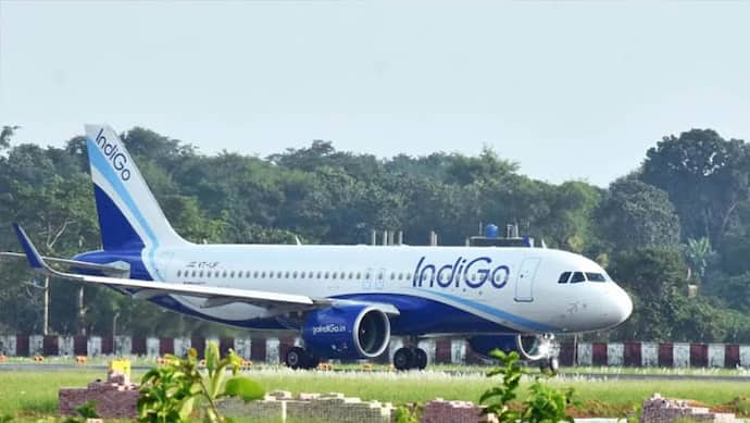 jodhpur female passenger died due to ill health indigo jeddah delhi flight emergency landing in Rajasthan
