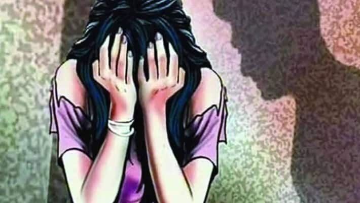 nawada news Husband used to torture his wife for wrong work