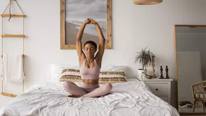 3 yoga on bed