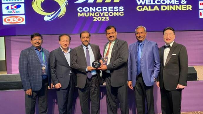 Hockey India receive best organiser award