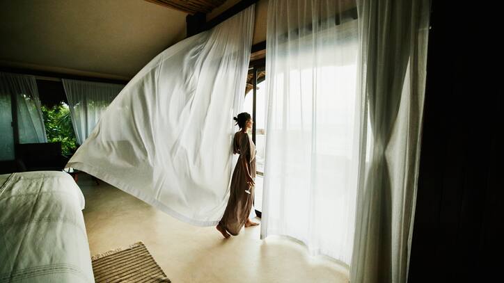 Clean Curtains