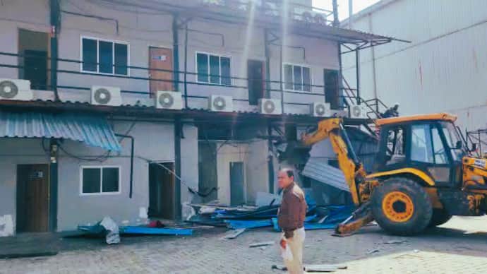 BMC demolishing film studios in the Madh 