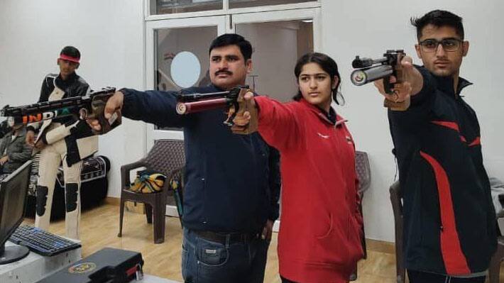 success story of unique family Rajasthan family won 200 medals in shooting game 