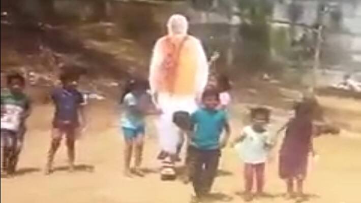 Children took out Narendra Modi road show