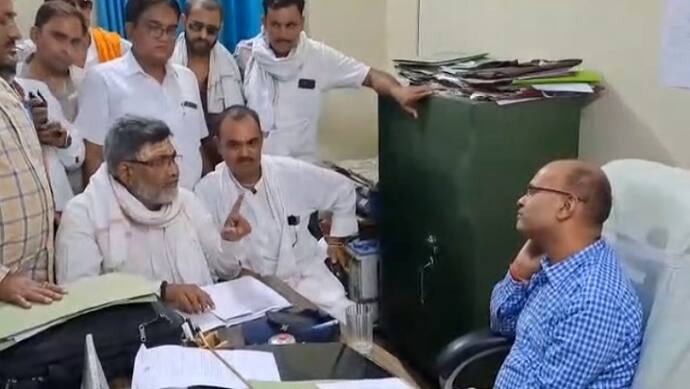 mlc babulal tiwari threatened to assistant registrar cooperative of education department 