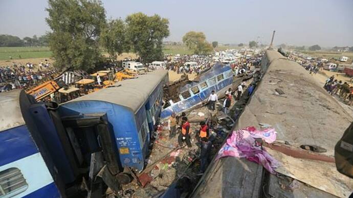Patna-Indore Express Train Derails In Kanpur