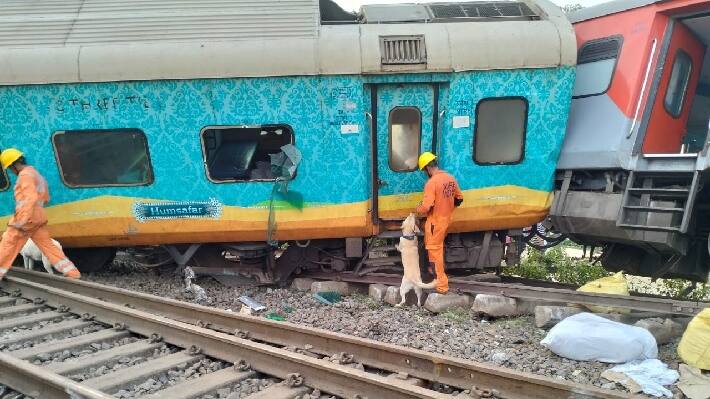 Odisha Train Accident NDRF photo