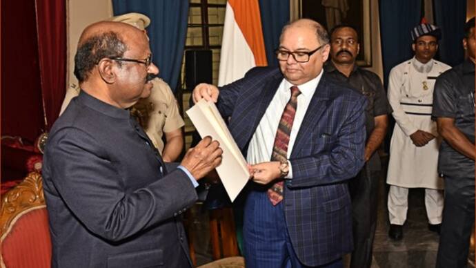 west bengal governor cv ananda bose Subhro Kamal Mukherjee 