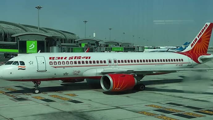air india flight emergency landing at udaipur airport for Passenger mobile blasted