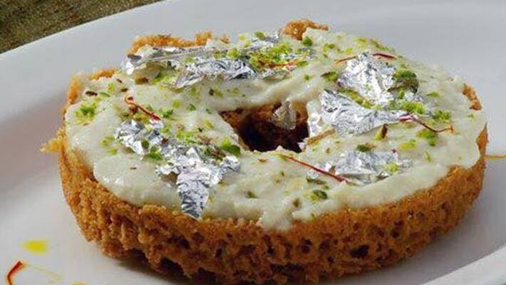 Malai Ghewar Rajasthani dessert 