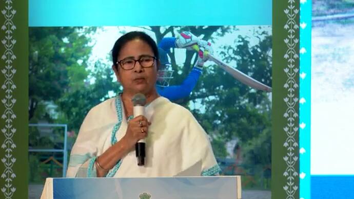 Mamata Banerjee recited her own poem on the 10th anniversary of the Kanyashree project bsm